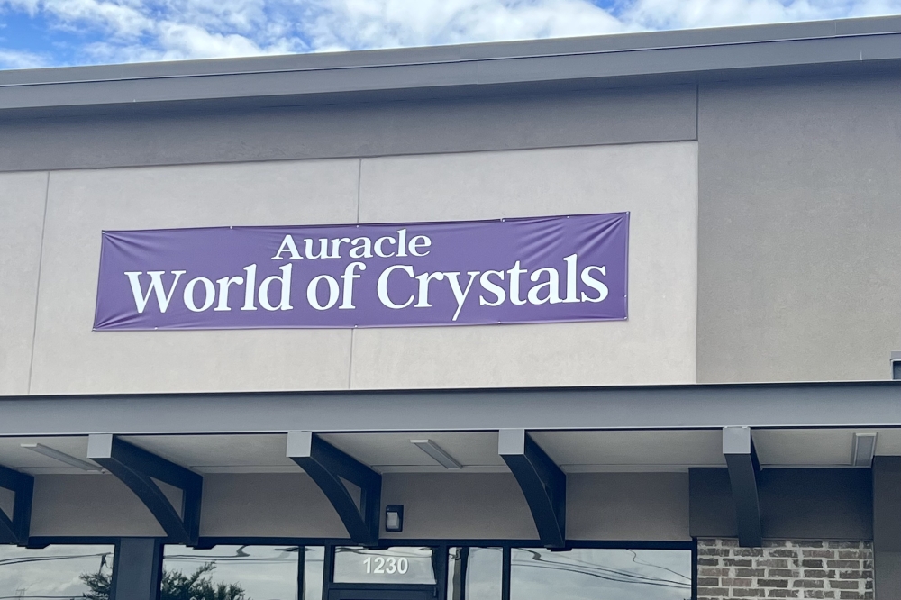 Auracle World of Crystals